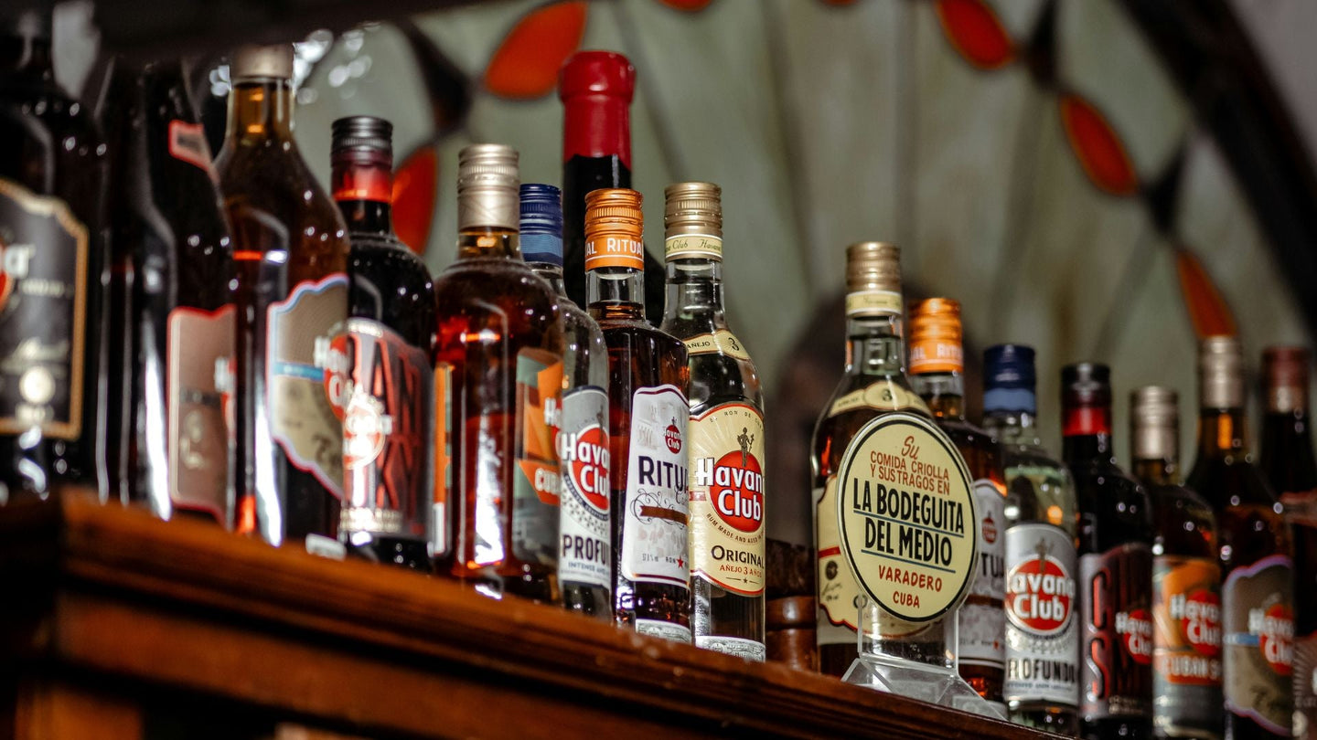 ラム酒とは？原料・製法・歴史から飲み方・おすすめ銘柄まで徹底解説　 by TRUCK Japanese Rum